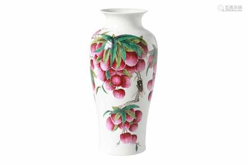 A polychrome porcelain vase, decorated with fruits, a bee and a poem. Dated 2001. Signed Yu Jin