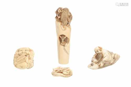 Lot of five netsuke, 1) Ivory figure with Daikoku mask and hammer. H. 3 cm. 2) Ivory Daikoku in