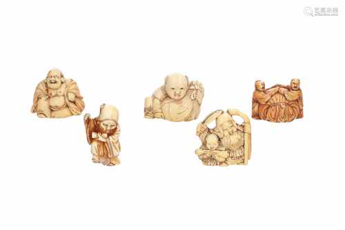 Lot of six netsuke, 1) Ivory Jurojin with scroll and karako. H. 4,5 cm. 2) Ivory Fukurokuju with