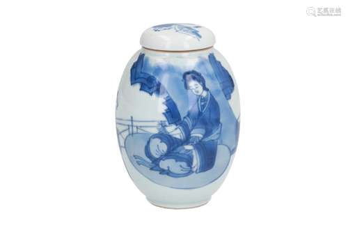 A blue and white porcelain lidded tea caddy, decorated with long Elizas and servants. The lid with a