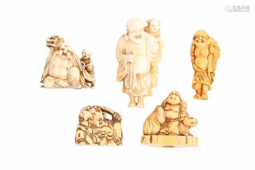 Lot of seven netsuke, 1) Ivory, two rats in Hotei's bag. H. 2,5 cm. 2) Ivory reclining Hotei on