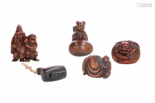 Lot of five netsuke, 1) Wooden Daikoku's hammer. L. 5 cm. 2) Wooden Ebisu and Daikoku. H. 5 cm. 3)