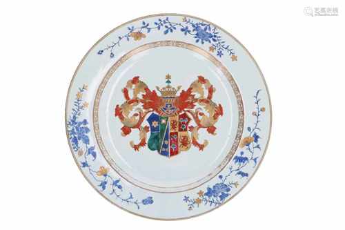 A Chine-de-Commande porcelain armorial charger, decorated with a large variation on 'De Heere'