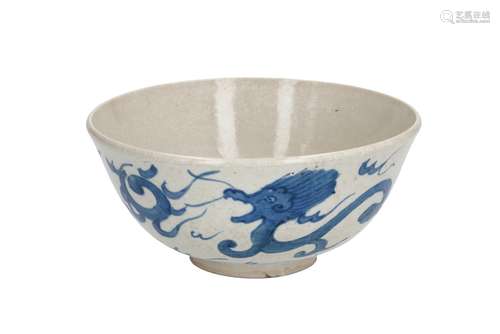 A blue and white stoneware bowl, decorated with dragons. Unmarked. China, 19th century. Diam. 18,5