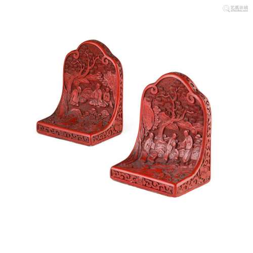 PAIR OF CINNABAR LACQUER BOOK ENDS QING DYNASTY, 19TH CENTURY 14.5cm high