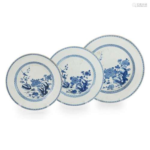 SET OF THREE LARGE BLUE AND WHITE EXPORT PLATES QIANLONG PERIOD largest 41.5cm diam