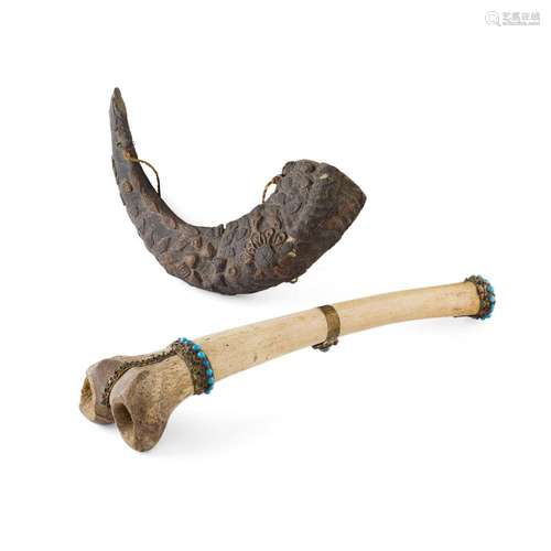 TIBETAN FEMUR FLUTE, KANGLING 19TH CENTURY 34.5cm long