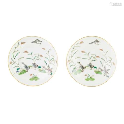 PAIR OF FAMILLE VERTE SAUCERS XIANFENG MARK AND OF THE PERIOD 13cm diam