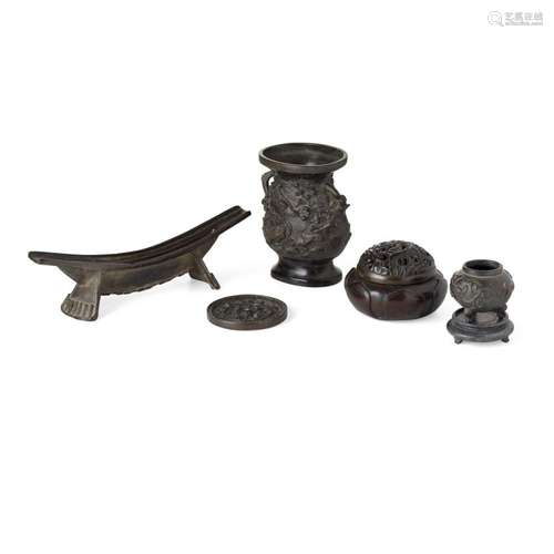 MISCELLANEOUS GROUP OF FIVE BRONZE ARTICLES QING DYNASTY largest 27cm wide