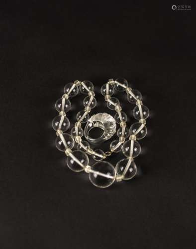 A Clear Crystal Nicklace And Ring