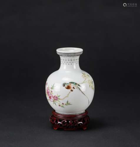 Early 20th Century- A Famille-Glazed ‘Plum Flowers And Parrot’ VaseWith Wood Stand