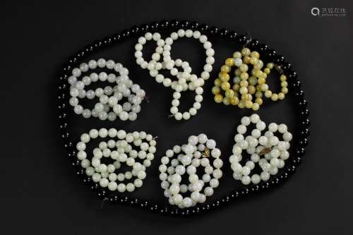 A Gourp Od Six Jadeite Beads Necklace and One Drack Jade Beads Necklace Beads 8mm - 14mm L: 46 - 74 cm