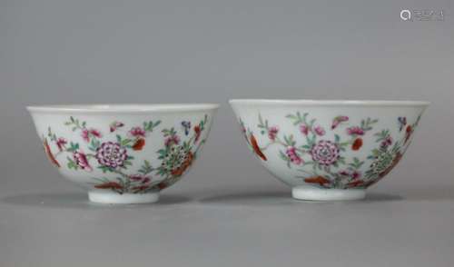 pair of Chinese porcelain bowls