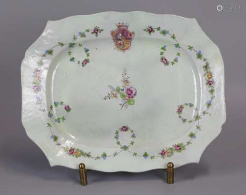 Chinese export porcelain platter, 19th c.