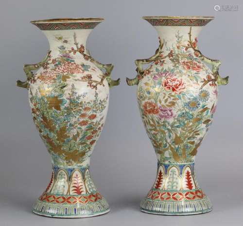 pair of Japanese Satsuma porcelain vases, 19th c.