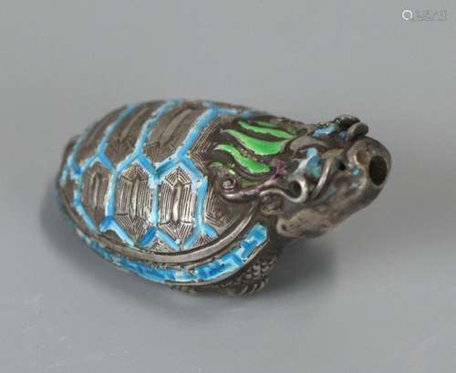 Chinese turtle form silver & enamel snuff bottle