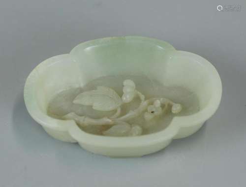 carved Chinese jade brushwasher