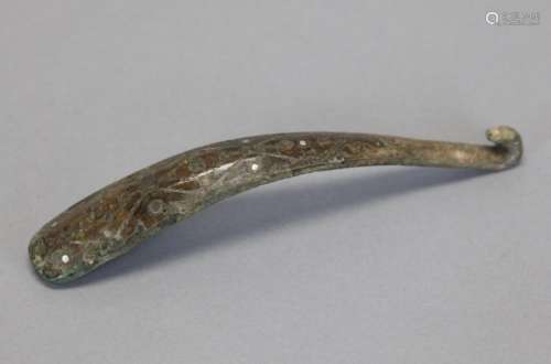 Chinese bronze belt hook, Han dynasty
