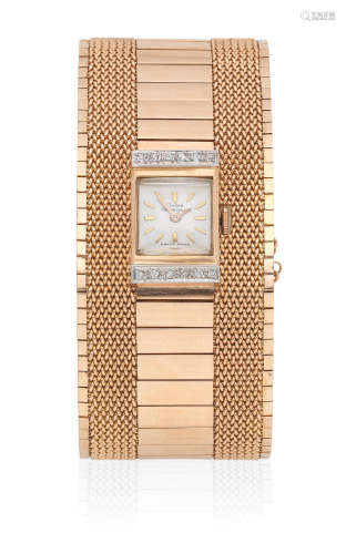 Circa 1970  Girard Perregaux. A lady's 18K gold manual wind bracelet watch