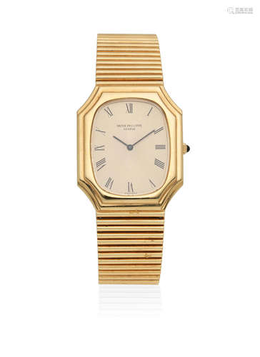 Ref: 3729/1, Circa 1975  Patek Philippe. An 18K gold manual wind bracelet watch