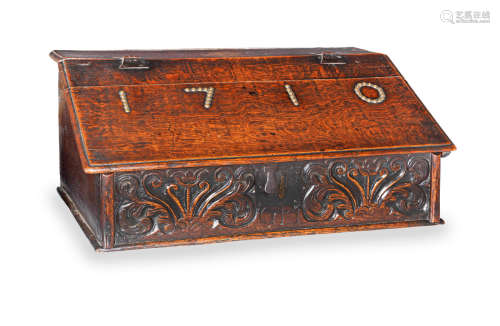 A William & Mary/Queen Anne boarded oak desk box, Yorkshire, circa 1700