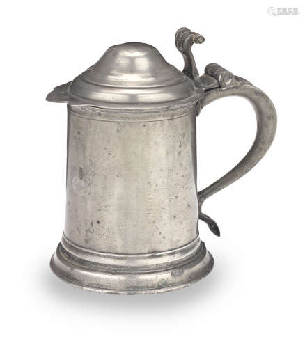 An early 18th century pewter double-domed lidded tankard, English, circa 1730