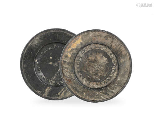 A pair of pewter patens, probably pre-17th century