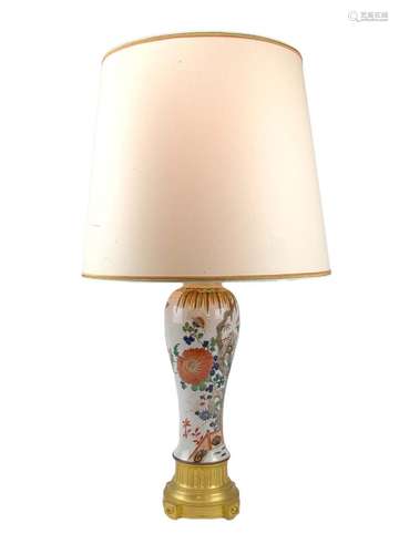 VASE MONTE EN LAMPE, CHINE 19ème SIECLE