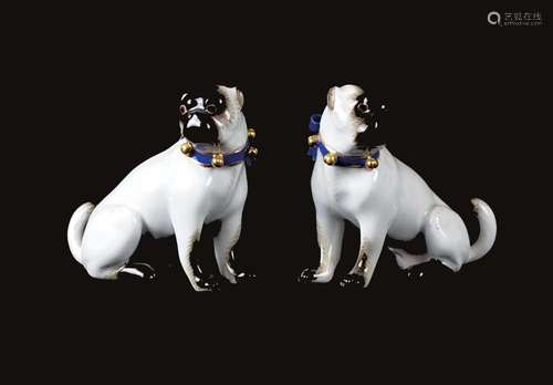 PORCELAINE DE MEISSEN, 18ème siècle Paire de chiens bouledogue