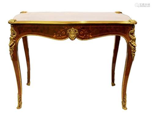 ELEGANT PETIT BUREAU DE STYLE LOUIS XV