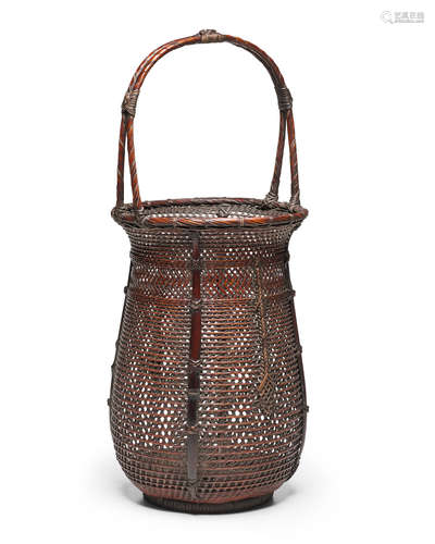 A Handled Bamboo Flower BasketShowa era (1926-1989), mid-20th century Morita Chikuyosai (died 1963)