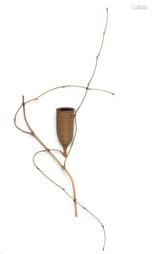 A Hanging Bamboo Flower BasketShowa era (1926-1989), circa 1985 NAGAKURA KEN'ICHI (1952-2018)