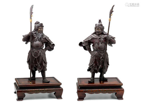 Meiji era (1868-1912), late 19th century A pair of large bronze models of guardians