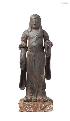 Kamakura period (1185-1333), 13th/14th century A large and rare wood figure of Kichijoten (Mahasri)