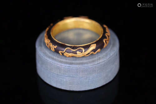 17-19TH CENTURY, AN OLD AGILAWOOD BANGLE, QING DYNASTY