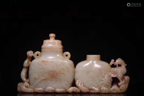 17-19TH CENTURY, A GRAGON&PHOENIX DESIGN HETIAN JADE CONNECTED COVERED VASES, QING DYNASTY