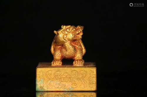 17-19TH CENTURY, A GILT BRONZE XUANWU DESIGN SEAL, QING DYNASTY