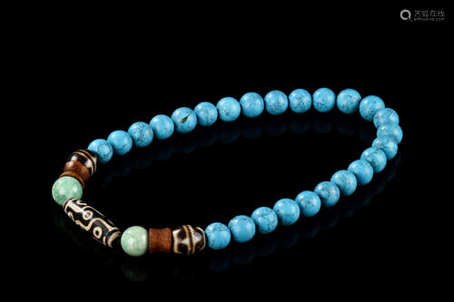 DZI BEAD AND TURQUOISE BEAD NECKLACE