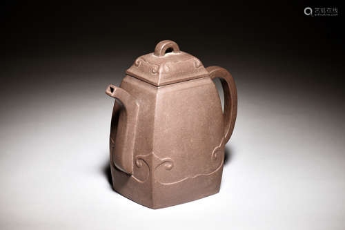 YIXING ZISHA CLAY TEAPOT