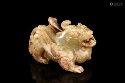 JADE CARVED 'PIXIU' FIGURE