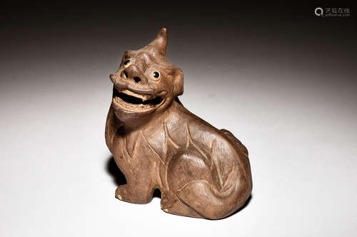 WOOD CARVED 'MYTHICAL BEAST' FIGURE