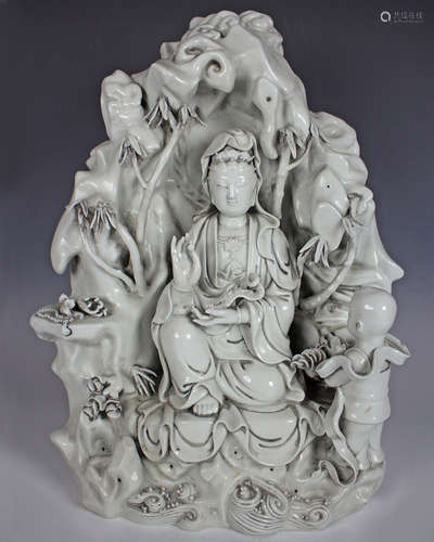 DEHUA YAO TONGZIBAI GUANYIN FIGURE