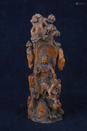 A HUANGYANG WOOD CARVED GUANYIN STATUE