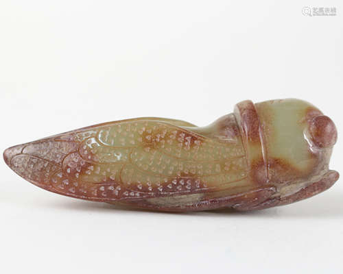 A CICADA CARVED JADE PANDENT