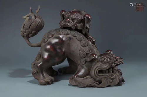 A BRONZE PLAYING LIONS SHAPED CENSER
