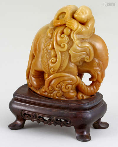 SOAPSTONE CARVING OF SEATED ELEPHANT