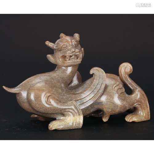 CHINESE ARCHAIC JADE DRAGON