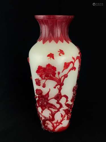A Ruby-Red overlay White Peking Glass vase, Qing dynasty seal mark.