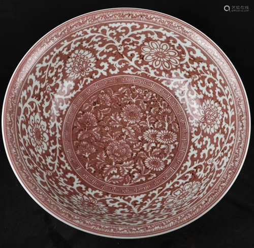 A FLORAL&INTERLOCK BRANCH PATTERN UNDERGLAZE RED BOWL