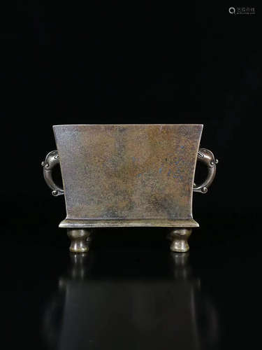 A MANGER SHAPED COPPER CENSER, QING DYNASTY